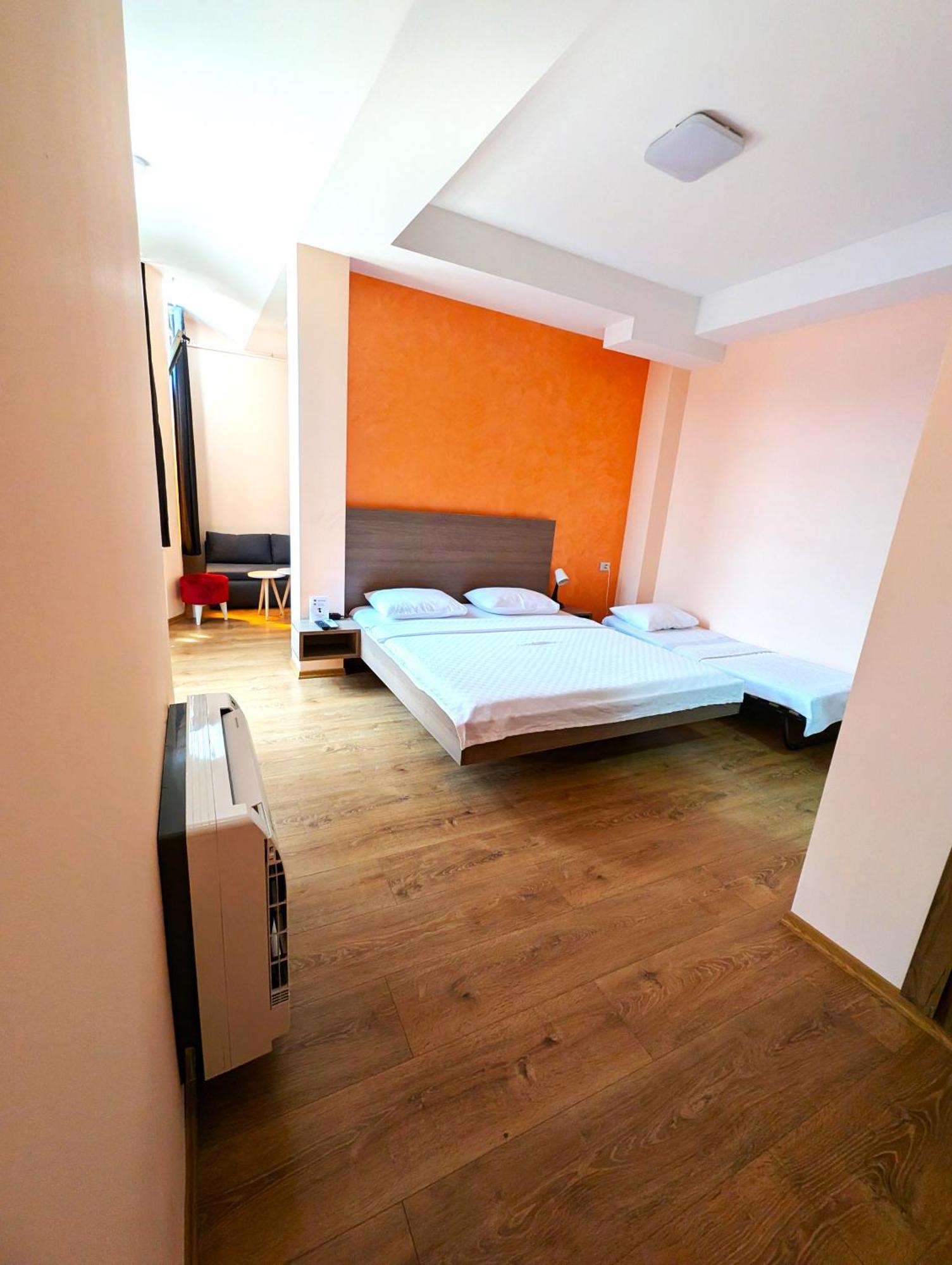 Easy Apartments Kumanovo Luaran gambar
