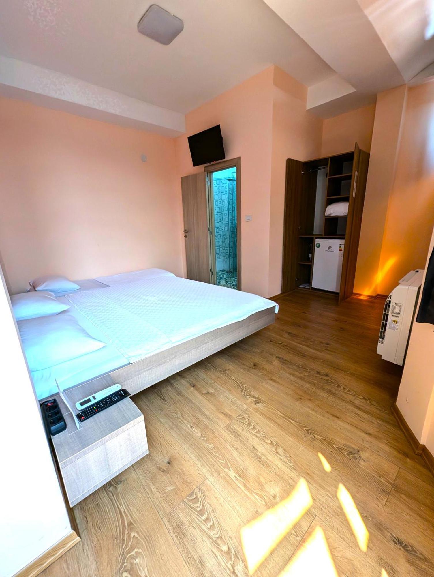 Easy Apartments Kumanovo Luaran gambar